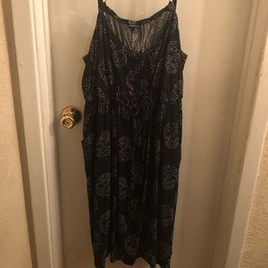 Torrid skull dress with pockets!!